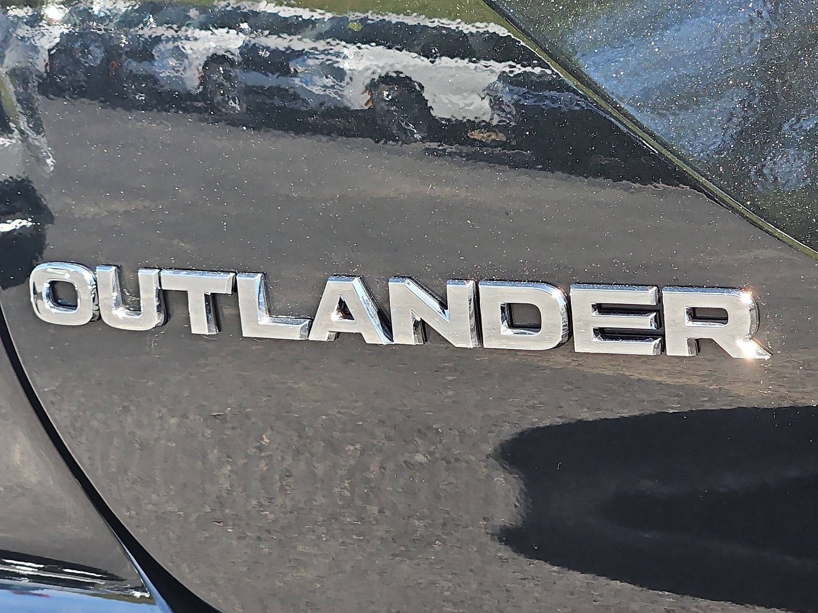 2024 Mitsubishi Outlander PHEV Base